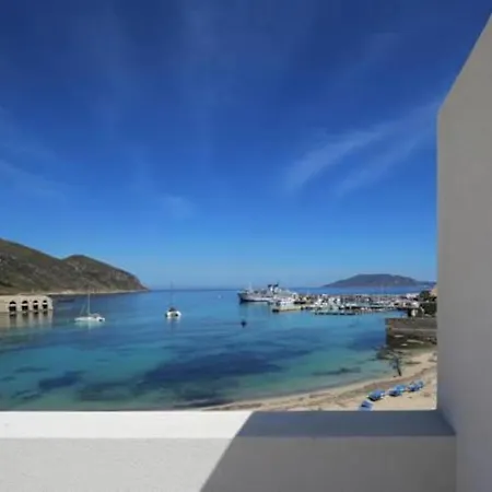 La Praya Apartment